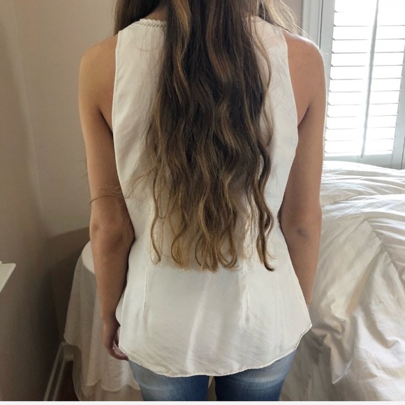 Solddd Outtt - Picture 4 of 5